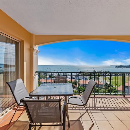 Magnificence At Airlie Apartment Еърли Бийч Екстериор снимка