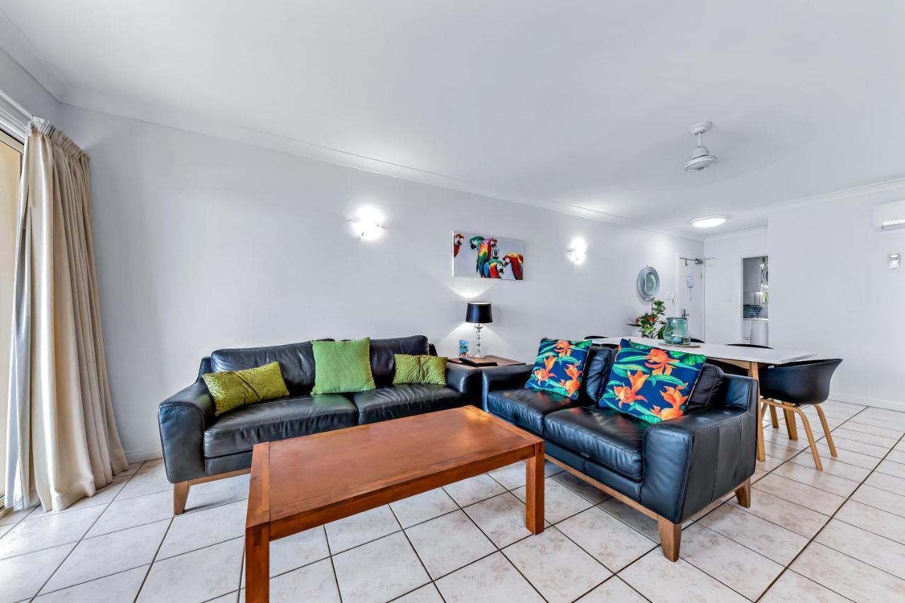 Magnificence At Airlie Apartment Еърли Бийч Екстериор снимка