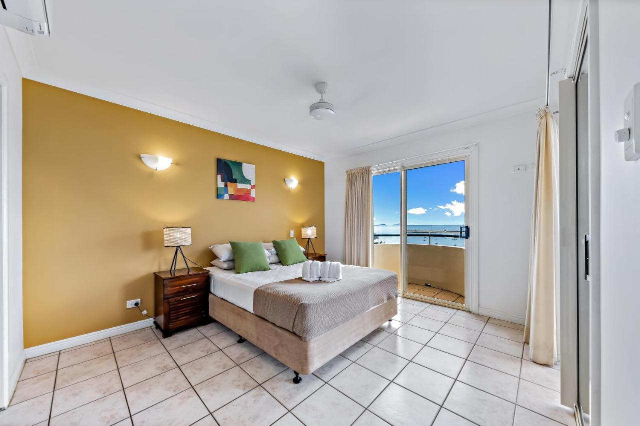 Magnificence At Airlie Apartment Еърли Бийч Екстериор снимка