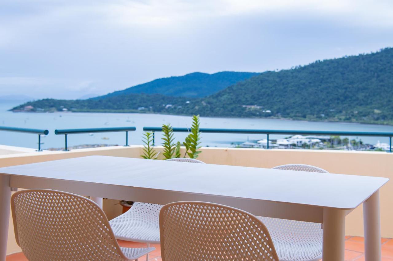 Magnificence At Airlie Apartment Еърли Бийч Екстериор снимка